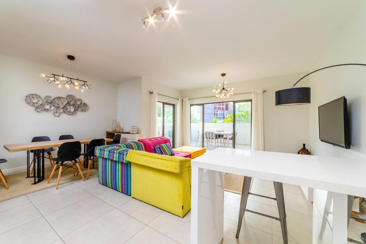 Beachcove Apt No 1 Pereybere Beach Esterno foto