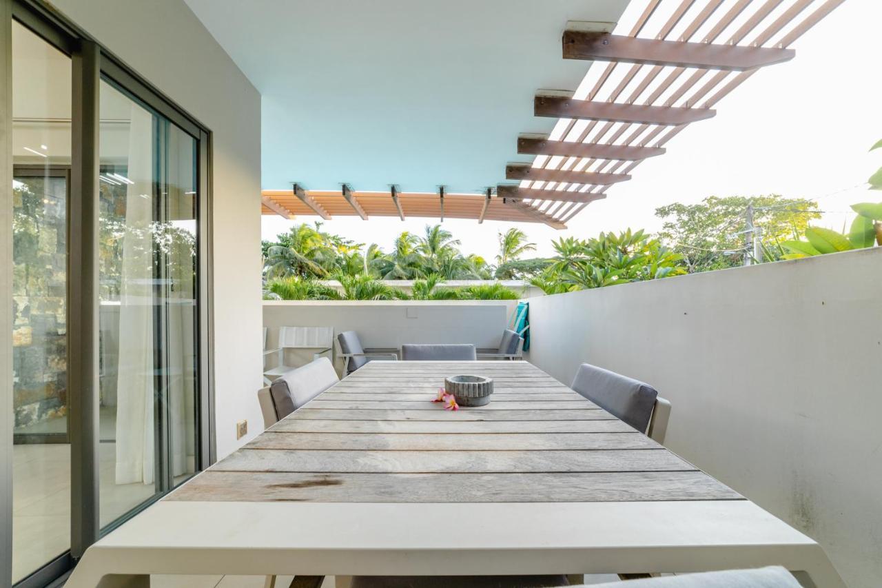 Beachcove Apt No 1 Pereybere Beach Esterno foto