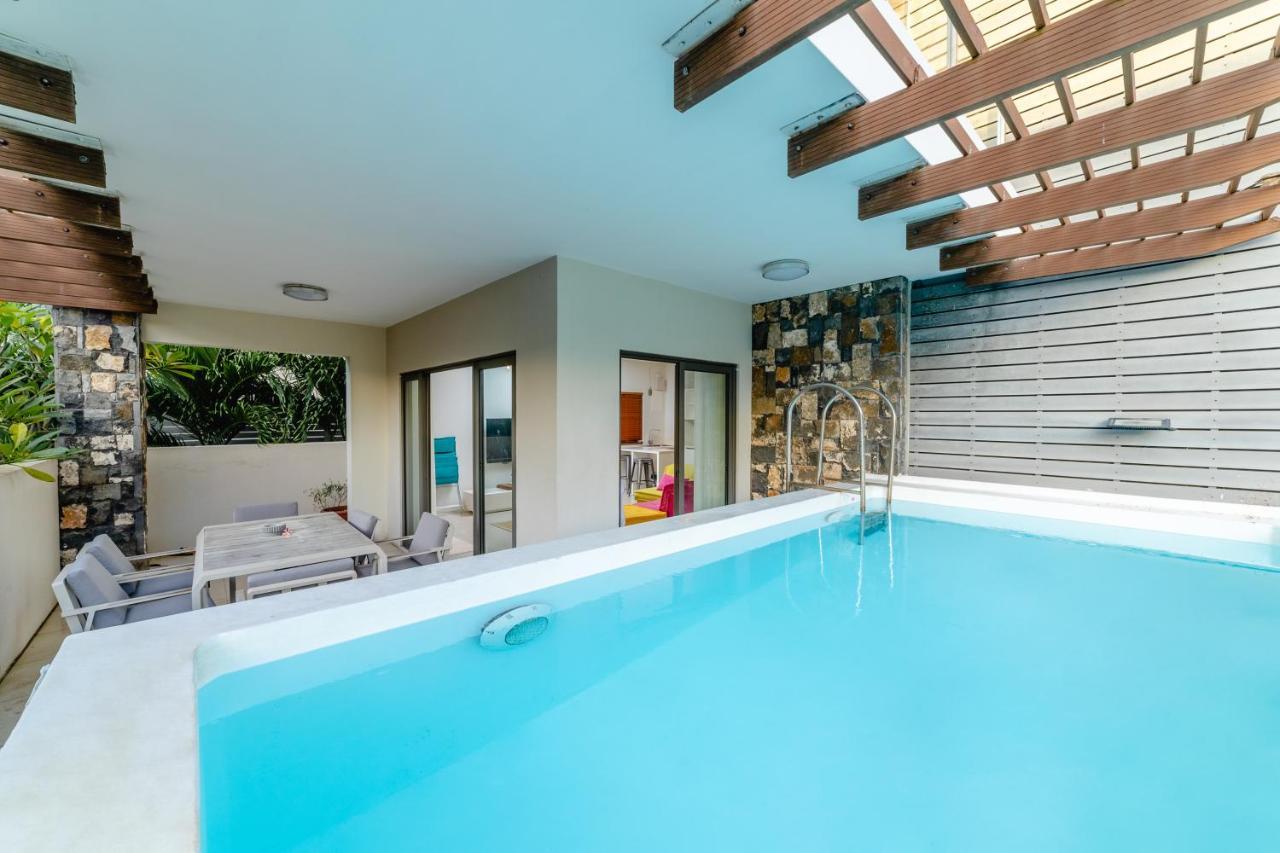 Beachcove Apt No 1 Pereybere Beach Esterno foto